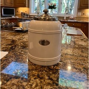 Williams Sonoma Cookie Jar
